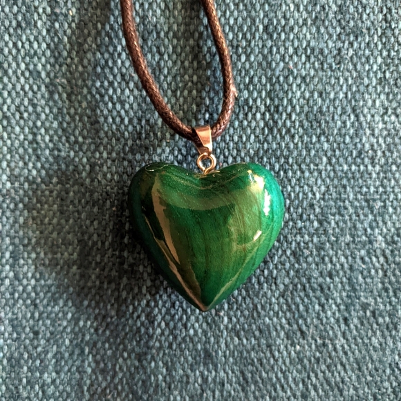 Jewelry - Green Wooden Heart Necklace